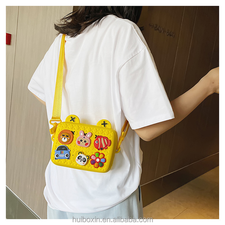 Adorable Cartoon Silicone Crossbody Bag – Waterproof, Lightweight, and Multi-Functional for Kids